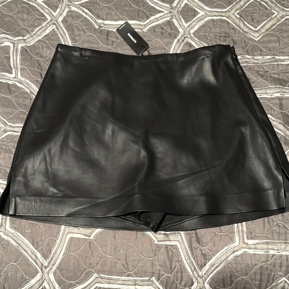 Express Black Faux Leather Skort